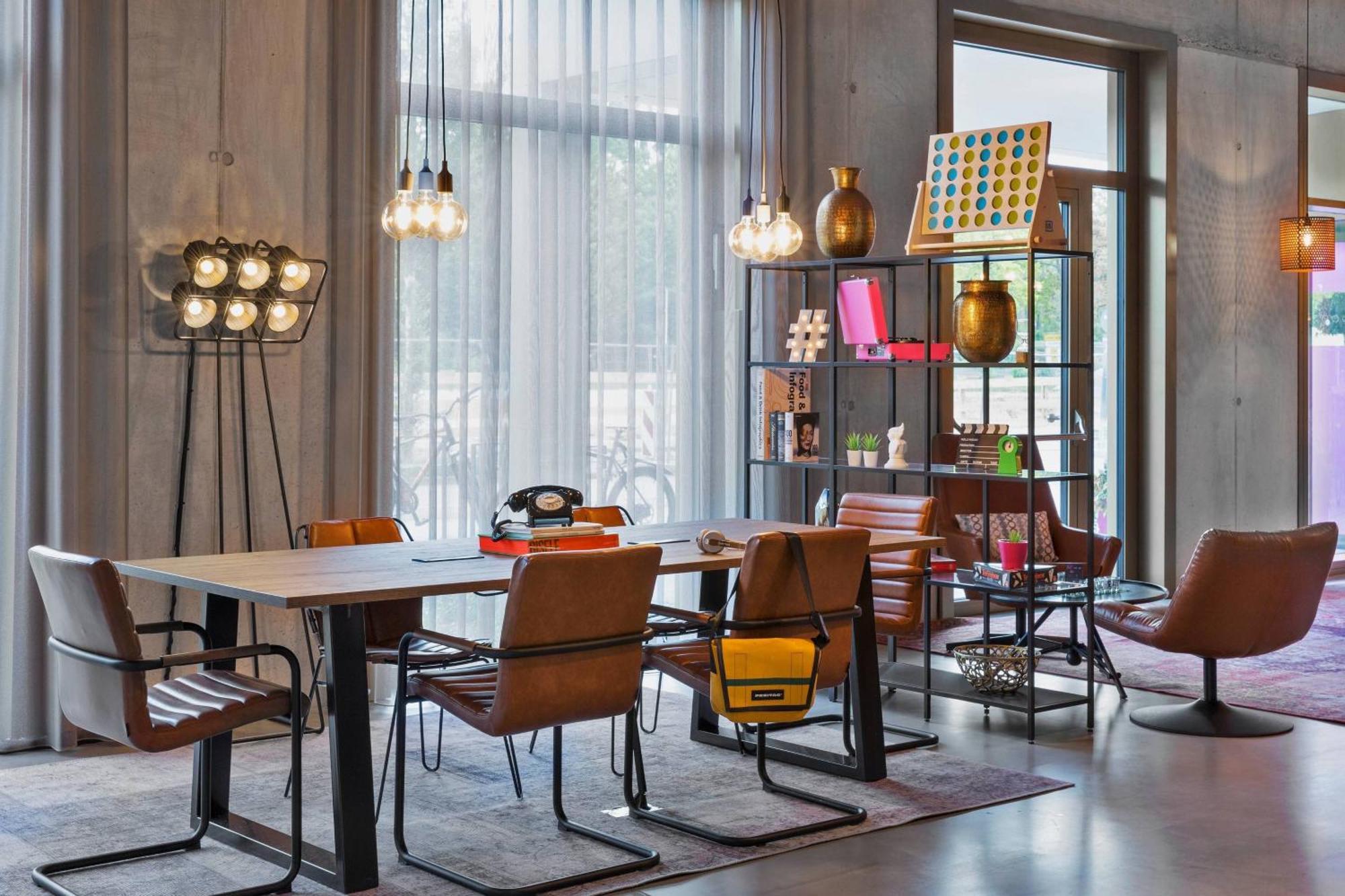 Hotel Moxy 3*